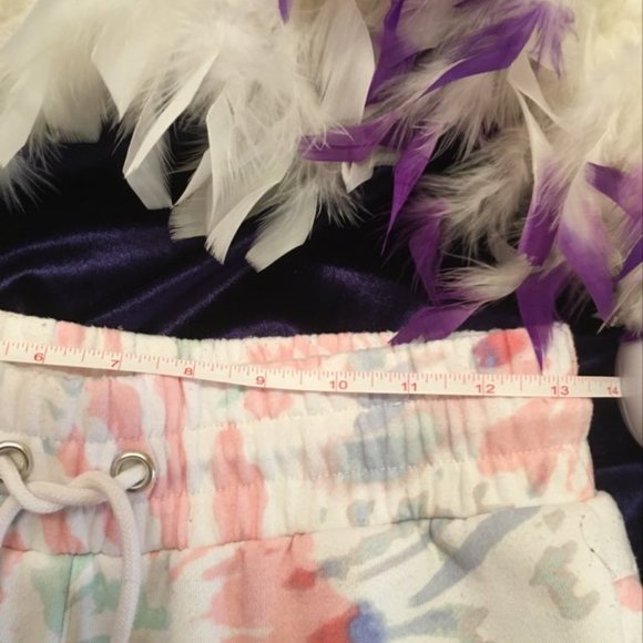 AMAZING adorbale tye dye tracksuit with hello kitty and crystal details! - Picture 12 of 12